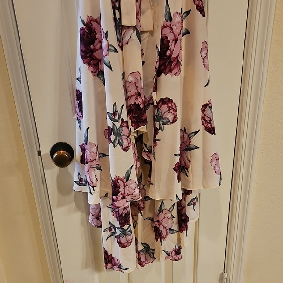 Lulu's Pink and Red Flutter Sleeve Midi Sundress - Picture 2 of 15